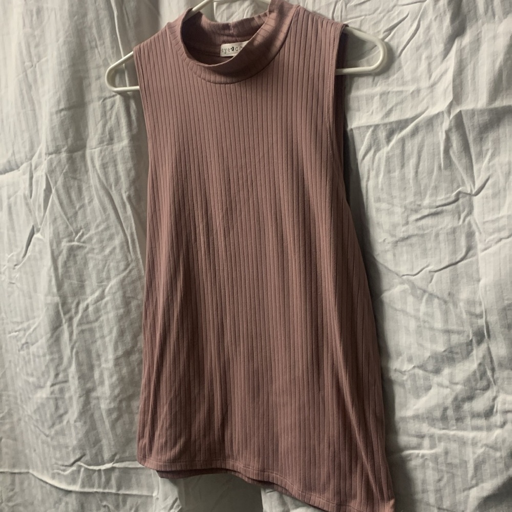 Cute Tank Top !! - Picture 2 of 4